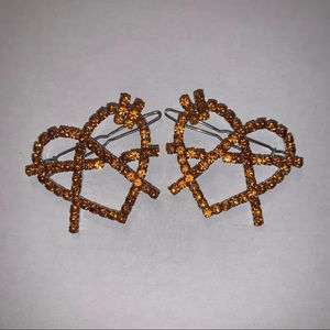 Orange Igirl Anarchy Heart Hair Clips